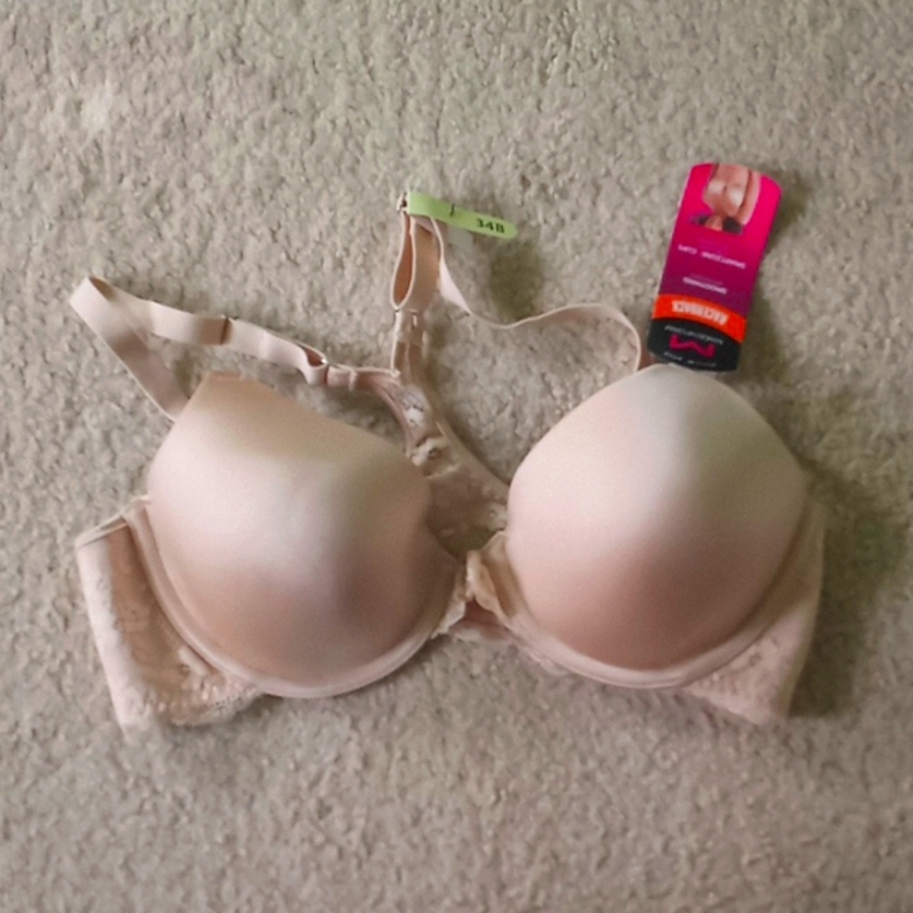 NWT Latte Lift Maidenform Bra Size 34B With Staps and Back Floral Design Webbing